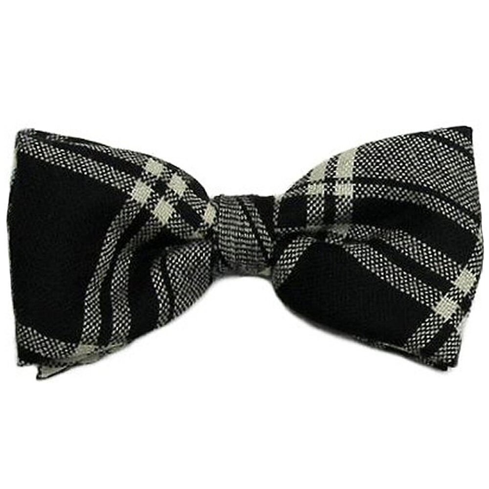 4483 Scottish Wool Tartan Pre-Tied Bow Tie Black White Menzies